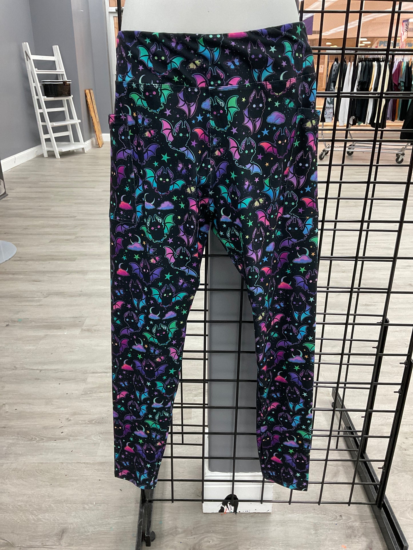 Batty Leggings With Pockets